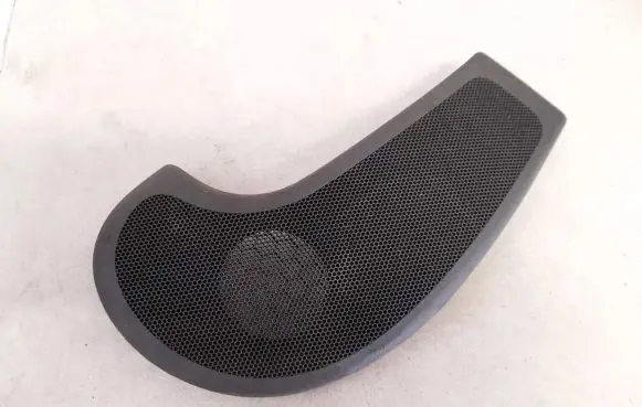 Side speaker trim/cover