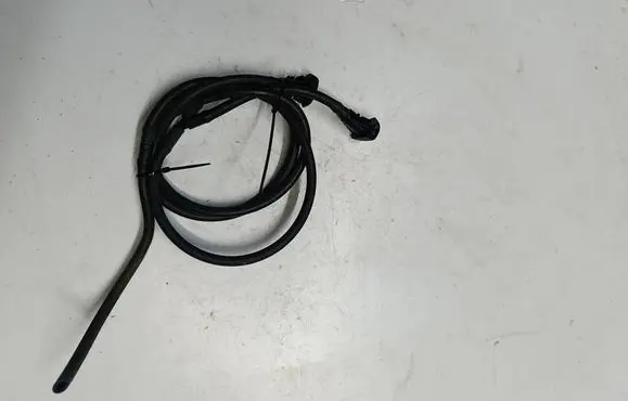 Windshield washer spray nozzle