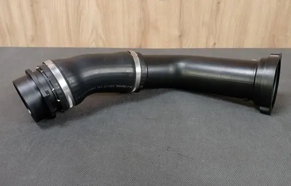 Mercedes-Benz SLK R170 Intercooler hose/pipe 1111410904 A1111410904