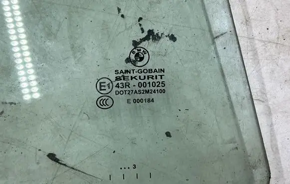 BMW X3 F25 Front door window glass four-door 43R001025 E000184 DOT27AS2M24100