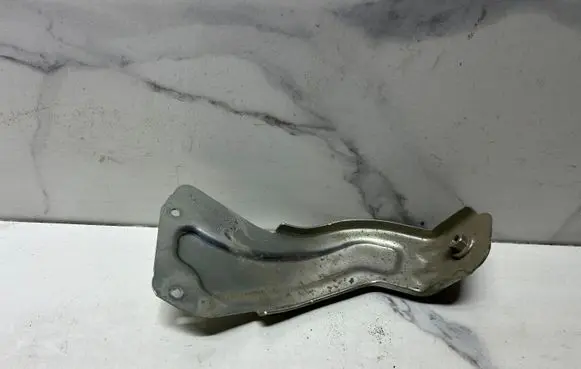 Mercedes-Benz E W213 AdBlue Liquid tank holder A2134750027