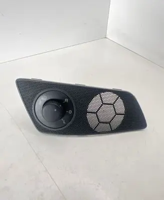Skoda Octavia Mk2 (1Z) Wing mirror switch 1Z2959565E 1Z2867436