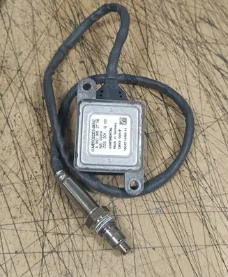 Mercedes-Benz ML W166 Lambda probe sensor A0009053706
