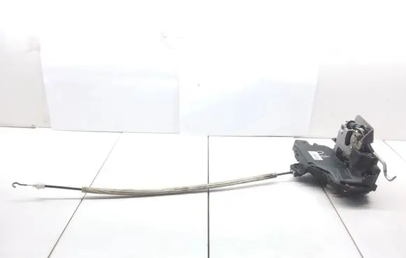 Audi A6 S6 C5 4B Front door lock 4O1837016 25101