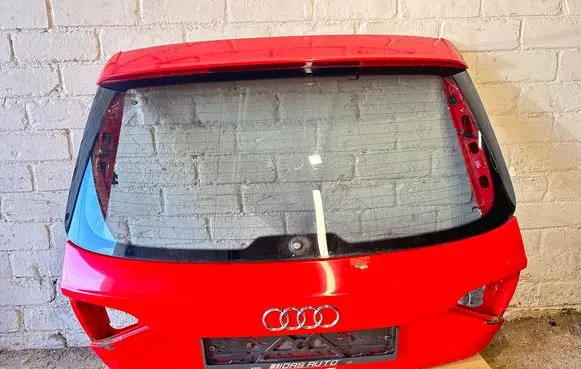 Audi A4 S4 B8 8K Tailgate/trunk/boot lid