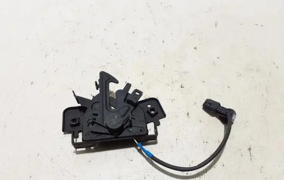 Renault Megane IV Engine bonnet (hood) release handle 656017233R