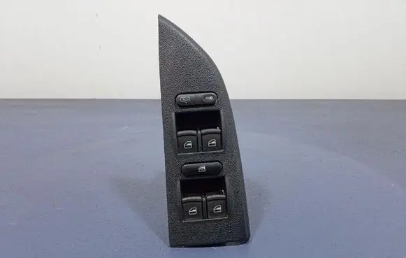 Skoda Fabia Mk1 (6Y) Electric window control switch 