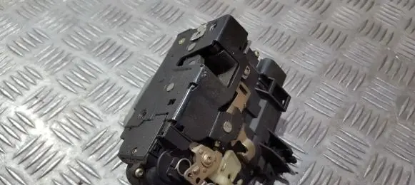 Audi A6 S6 C5 4B Front door lock 4b1837016g