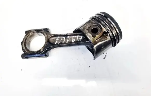 Volvo V50 Piston with connecting rod
