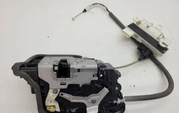 BMW 7 G11 G12 Front door lock 2581894AUTOFROST