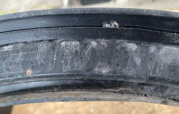 Opel Zafira A Rear arch trim 0090495