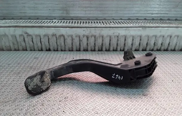 Clutch pedal