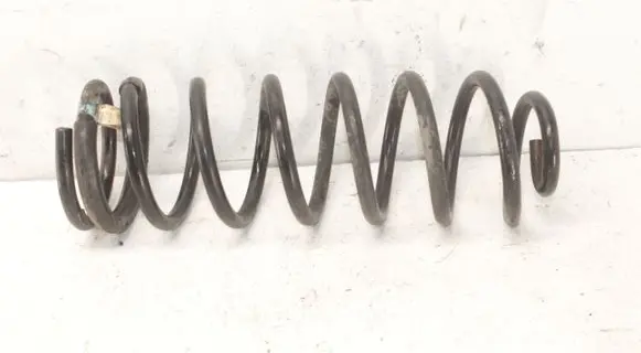 Dodge RAM 1500 DS Rear coil spring 05154646AA P05154646AA