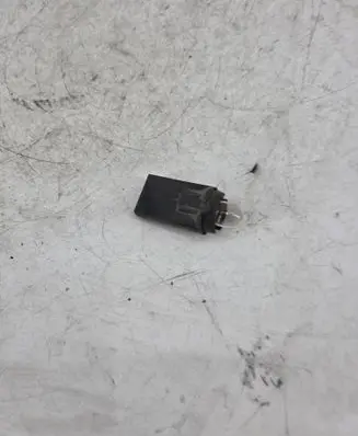 BMW 5 E34 Tail light bulb cover holder