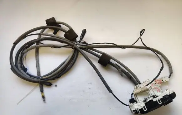 Volkswagen Crafter Sliding door lock A9067304335 ZGS002
