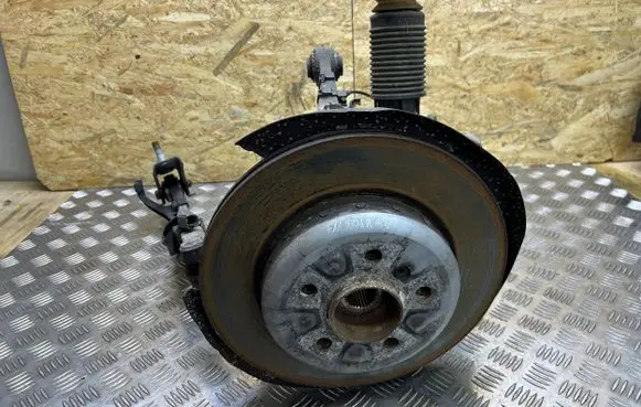 BMW 5 F10 F11 Rear wheel hub 6796100 6780072