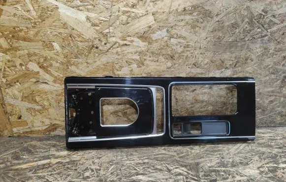 Jaguar XE Center console GX63044E04A
