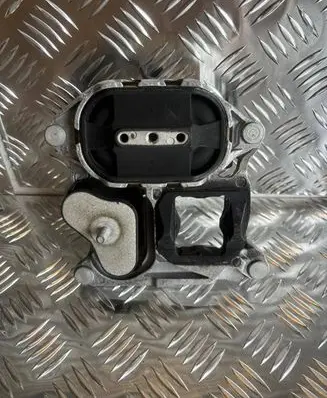 Porsche Cayenne (9Y0 9Y3) Gearbox mount PAB399153A
