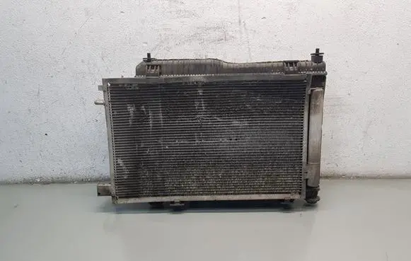 Ford Fiesta Radiator set 8V51-8C607-EF