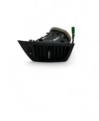 Dash center air vent grill