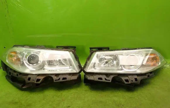 Renault Megane II Headlights/headlamps set