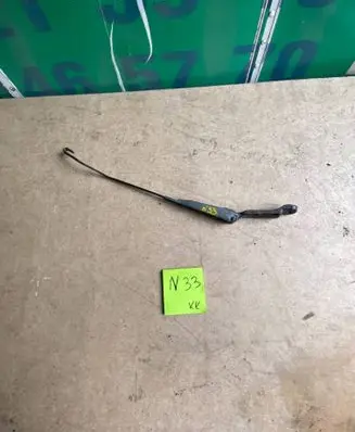 Renault Clio II Front wiper blade arm 8200223465