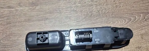 Peugeot 207 Electric window control switch 6554qc