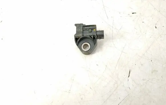 Mercedes-Benz C W205 Airbag deployment crash/impact sensor 2139051300 2229051400