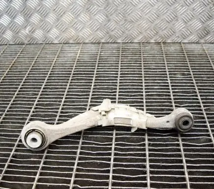 BMW 5 G30 G31 Rear upper control arm/wishbone