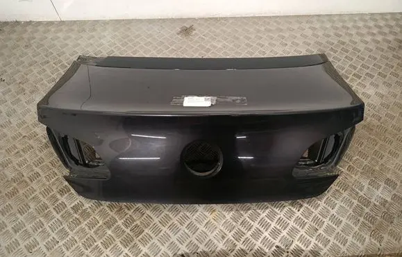 Volkswagen PASSAT CC Tailgate/trunk/boot lid 