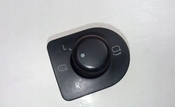 Volkswagen PASSAT B5.5 Wing mirror switch 1J1959565E