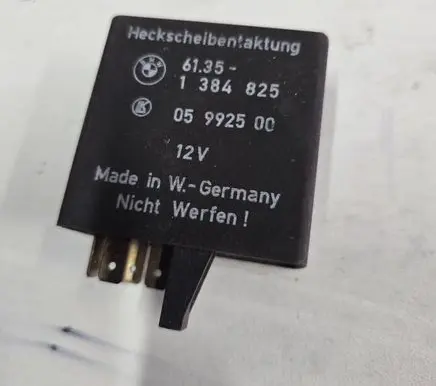 BMW 5 E39 Other relay 1384825 6135 05992500