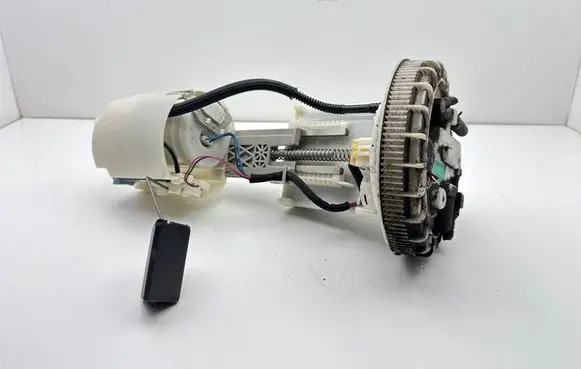 Toyota Prius (XW30) In-tank fuel pump 7702047070