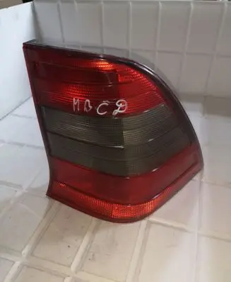 Mercedes-Benz C W202 Rear/tail lights 2028204064