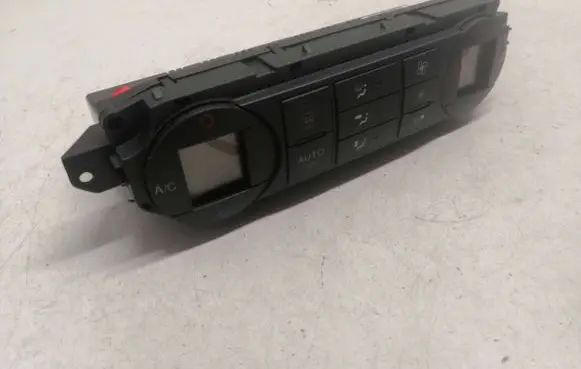 Ford C-MAX I Climate control unit 3M5T18C612AH WWW227197
