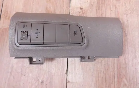 Hyundai Tucson TL ESP (stability program) switch 93710D7190UUE
