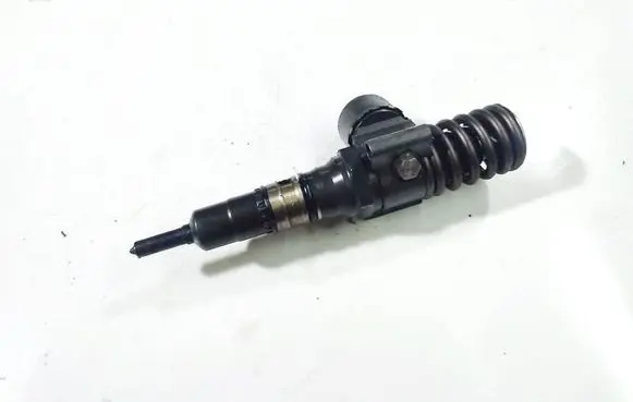 Audi A6 S6 C6 4F Fuel injector 0414720404