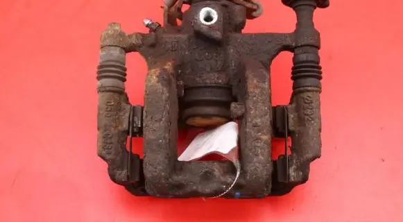 Chevrolet Cruze Rear brake caliper