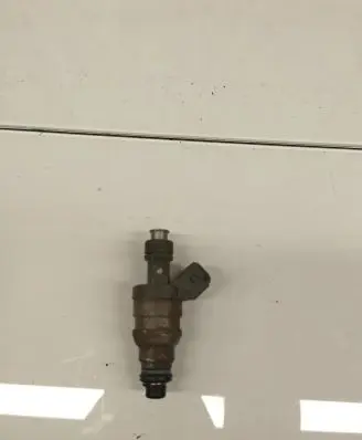 Mercedes-Benz E W124 Fuel injector 0000787323 0280155209