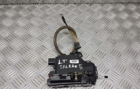Seat Toledo II (1M) Rear door lock 3B4839015M