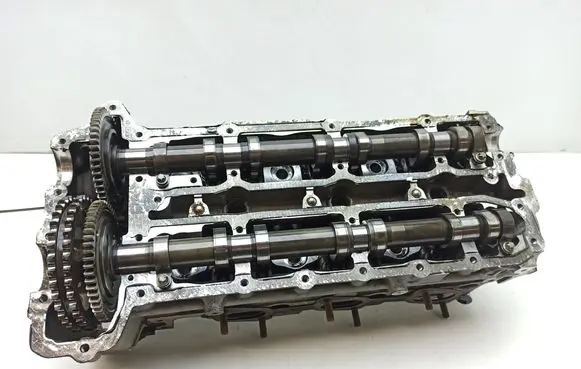Mercedes-Benz E W211 Engine head A6420101121