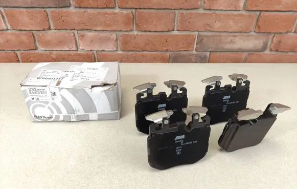 BMW X3M F97 Brake pads (front) 8064561 8064562 8064560