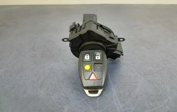 Volvo V50 Ignition lock 92LP0808