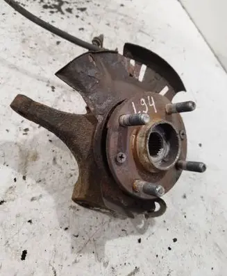 Hyundai i20 (PB PBT) Front wheel hub spindle knuckle