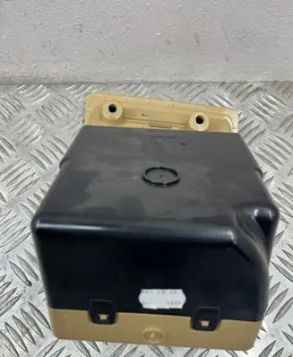 BMW 5 E60 E61 Glove box 585300104
