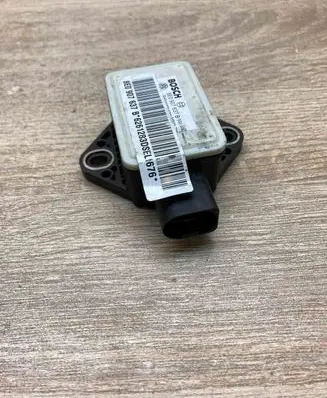 Audi A4 S4 B7 8E 8H ESP acceleration yaw rate sensor 8E0907637B