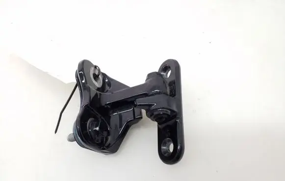 Rear door upper hinge