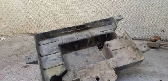 Volkswagen Routan Battery tray 