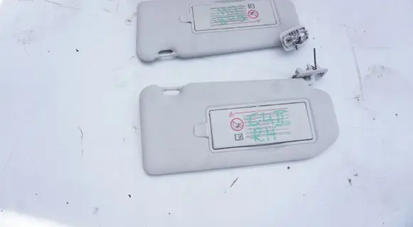 Citroen C4 II Sun visor