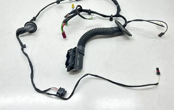 Mercedes-Benz EQC Front door wiring loom A2055400863